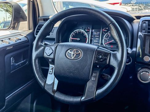 Used 2023 Toyota 4Runner TRD Off-Road Premium w/ Moonroof Package AWD/4WD image 14