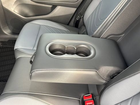 New 2026 Volkswagen Tiguan SE image 13