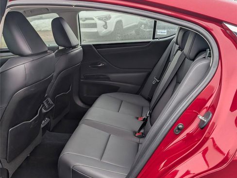 Certified 2023 Lexus ES 350 w/ Premium Package image 14