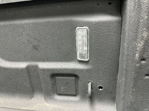 Used 2021 Jeep Gladiator Sport AWD/4WD image 28