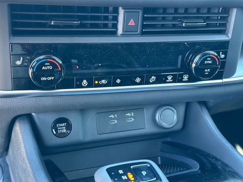 New 2026 Nissan Rogue SV image 31