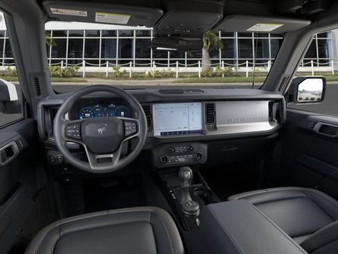 New 2026 Ford Bronco Outer Banks AWD/4WD image 9