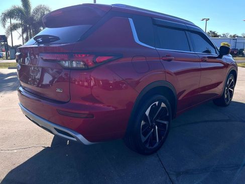 Used 2022 Mitsubishi Outlander SEL image 3