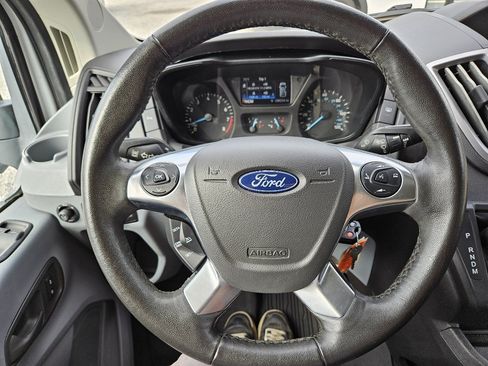 Used 2019 Ford Transit 150 XLT image 43