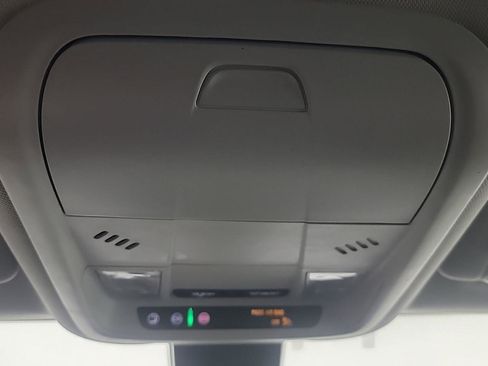 Used 2020 Chevrolet Equinox LT image 27