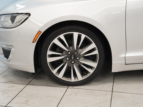 Used 2017 Lincoln MKZ Reserve w/ Climate Package image 20