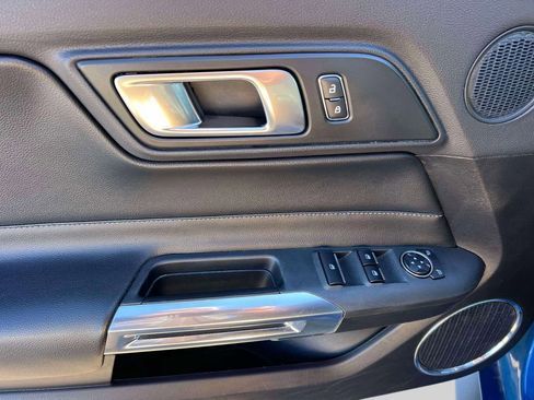 Used 2022 Ford Mustang Premium image 13