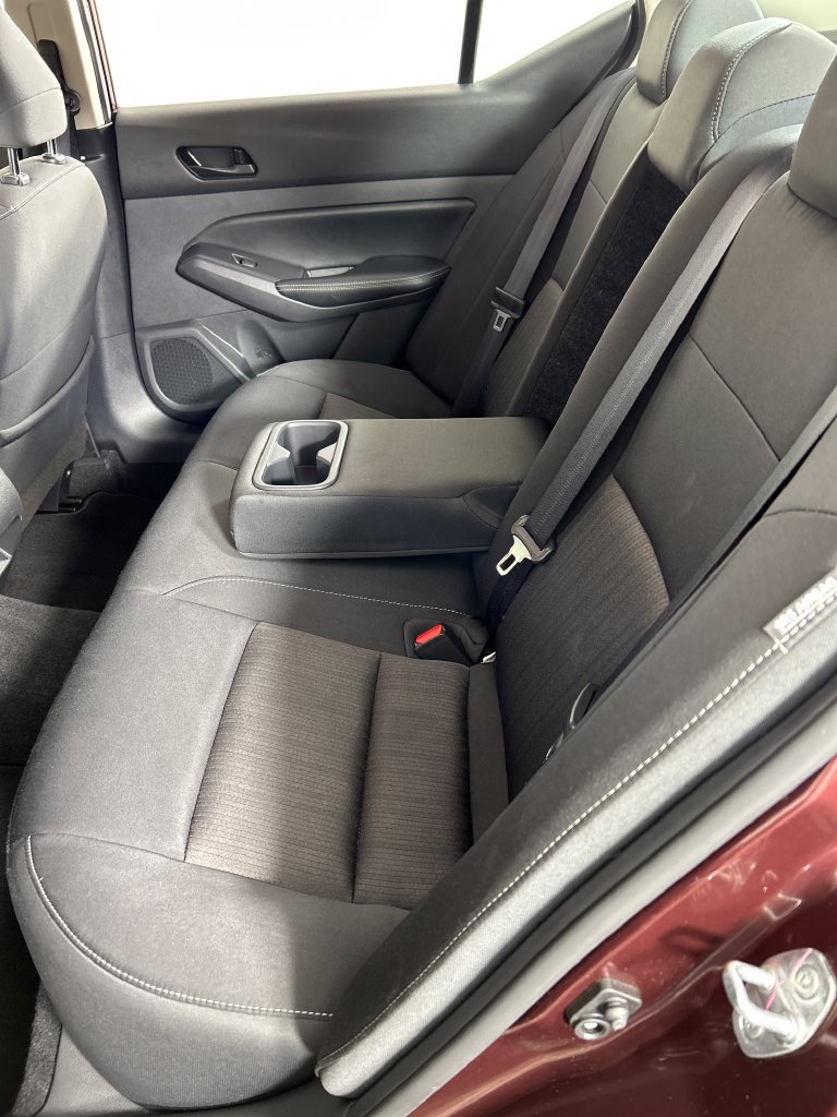Used 2024 Nissan Altima 2.5 SV FWD image 17