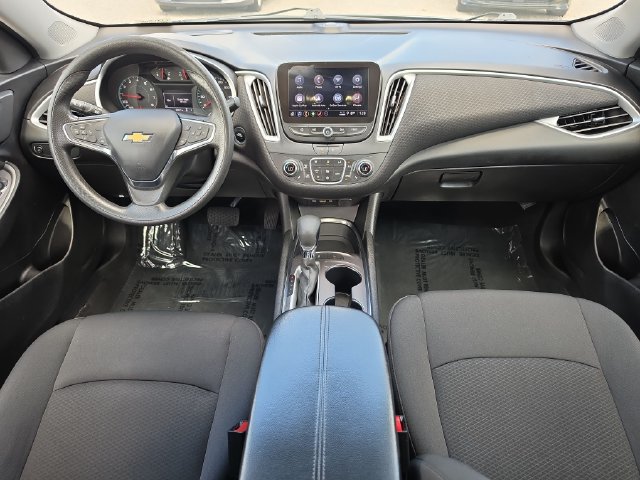 Used 2024 Chevrolet Malibu LT FWD image 9