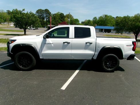 New 2026 Chevrolet Colorado Trail Boss AWD/4WD image 6