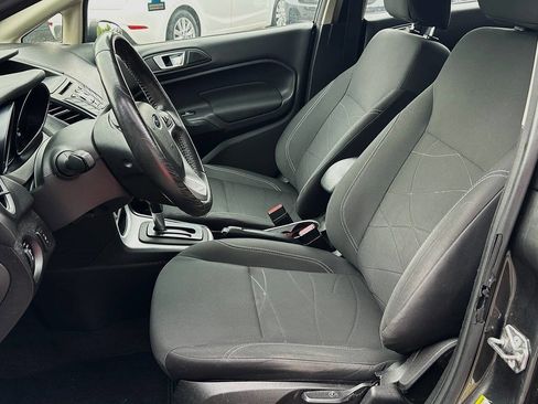 Used 2015 Ford Fiesta SE image 11