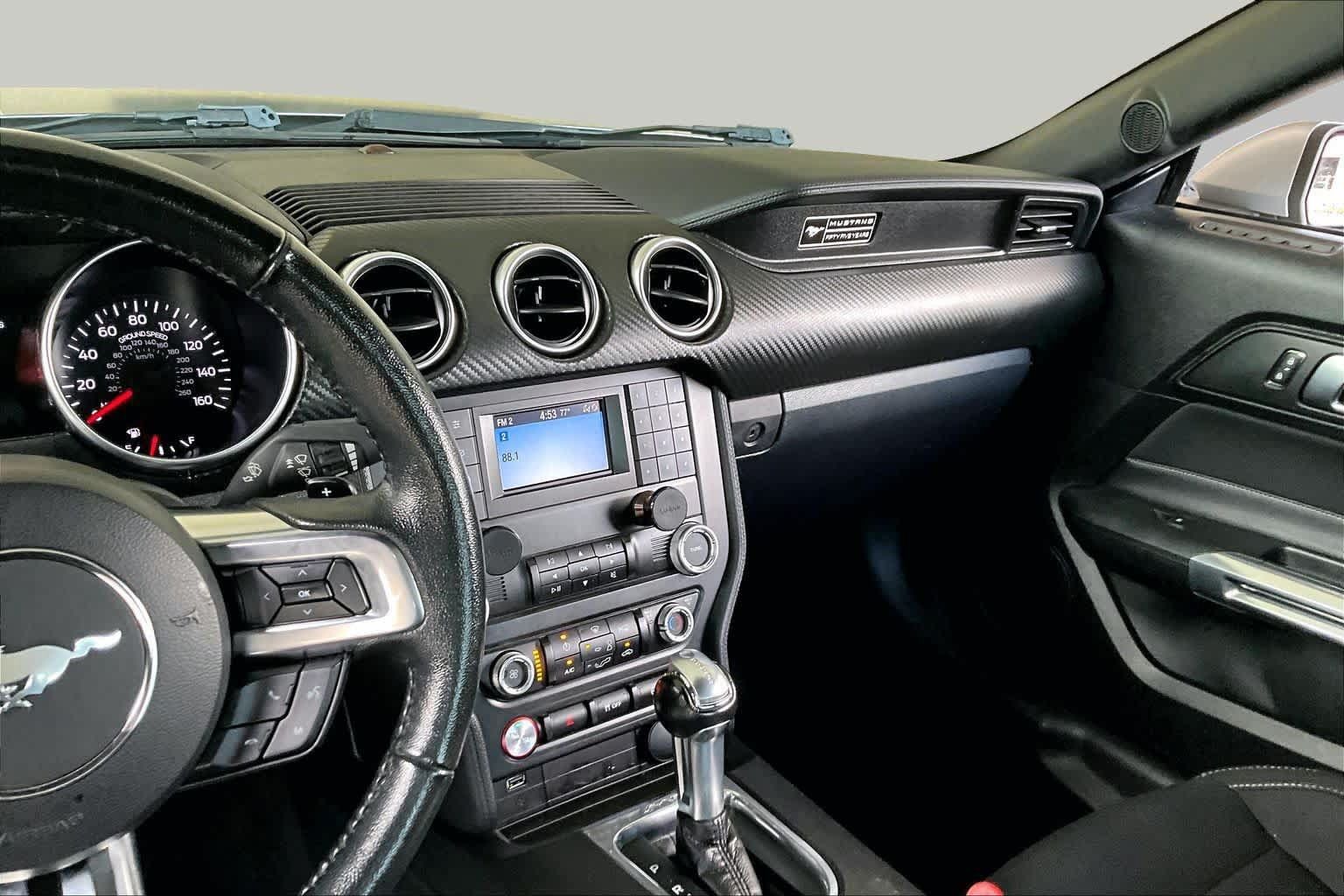 Used 2020 Ford Mustang Coupe RWD image 7