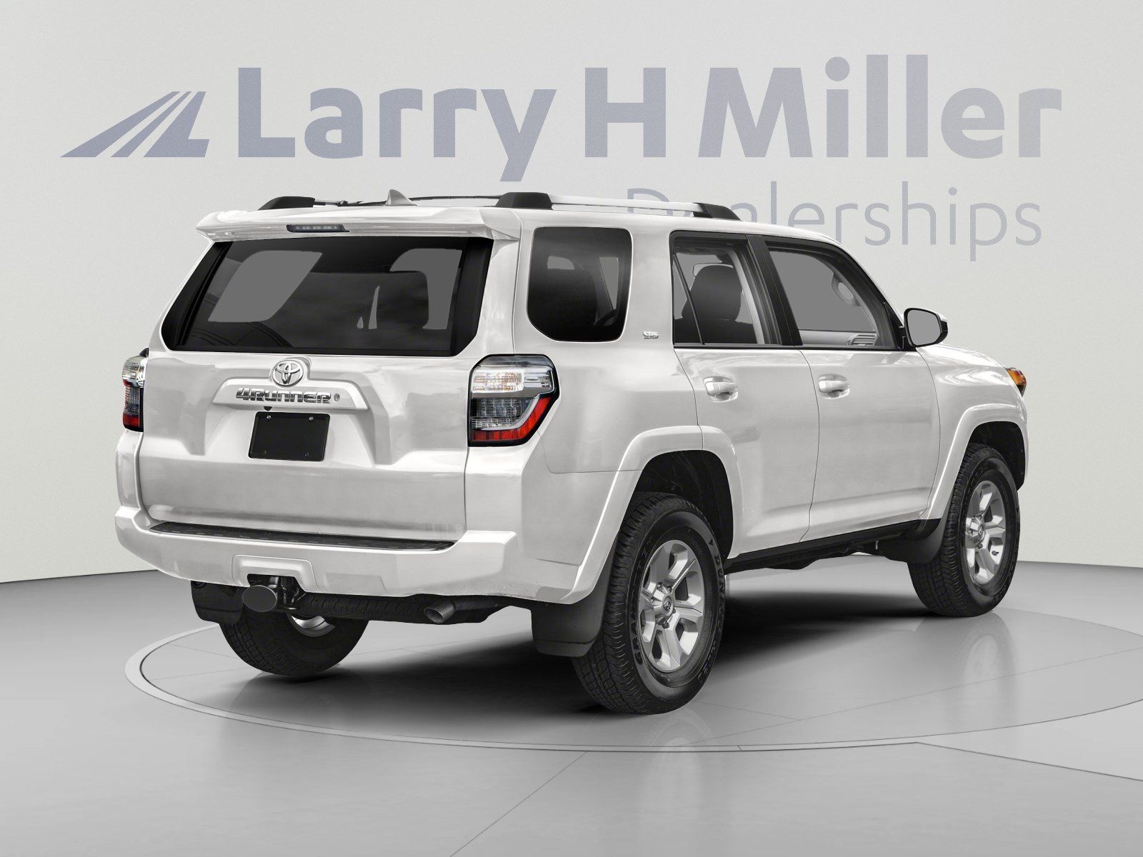 Used 2020 Toyota 4Runner SR5 Premium w/ Moonroof Package AWD/4WD image 2