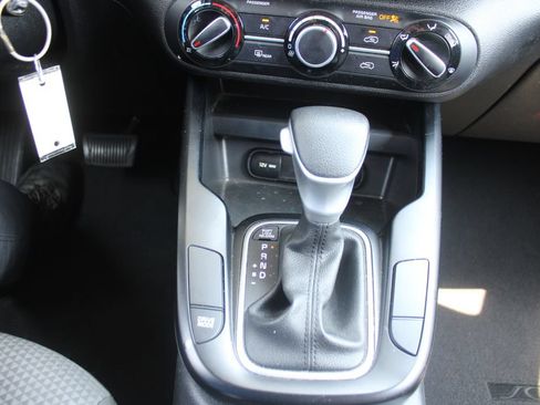 Certified 2024 Kia Soul LX w/ Option Group 015 FWD image 32