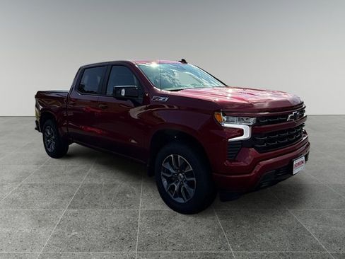 Used 2025 Chevrolet Silverado 1500 RST AWD/4WD image 7