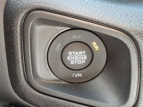 Used 2025 Jeep Wrangler Sport image 24