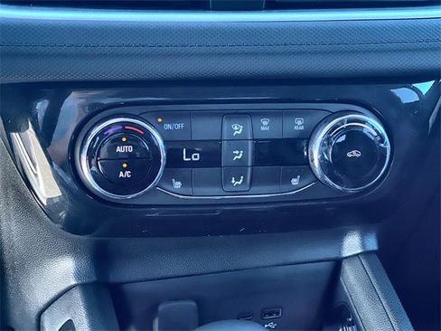 Certified 2025 Chevrolet TrailBlazer LT w/ Convenience Package image 14