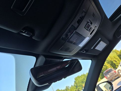 Used 2024 Lexus IS 300 w/ Premium Package RWD image 18