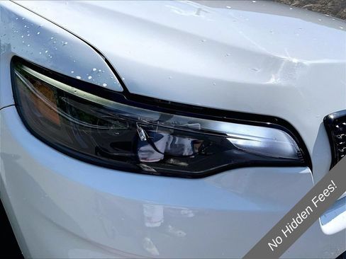 Used 2019 Jeep Cherokee Latitude Plus AWD/4WD image 22