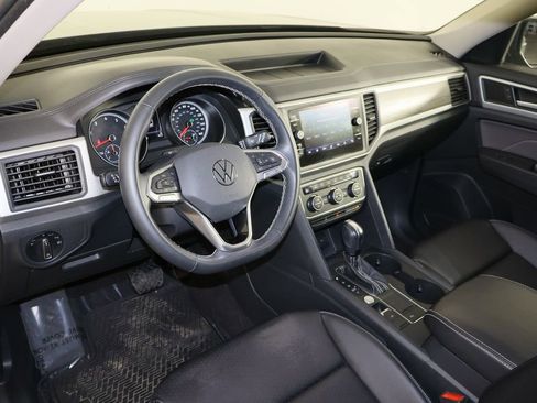 Used 2021 Volkswagen Atlas SE image 24