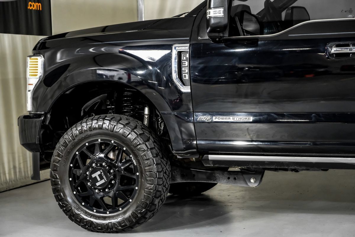 Used 2020 Ford F350 Platinum w/ FX4 Off-Road Package AWD/4WD image 12