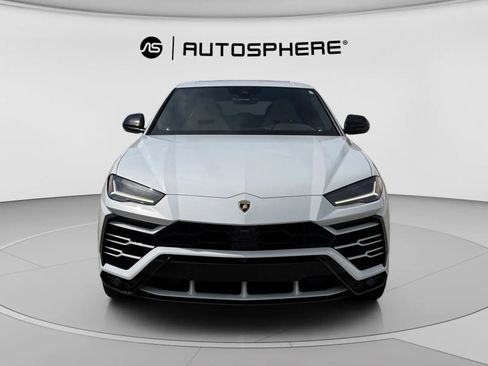 Used 2019 Lamborghini Urus image 2