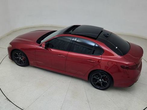 Used 2017 Alfa Romeo Giulia Ti w/ TI 19" Sport Package image 80