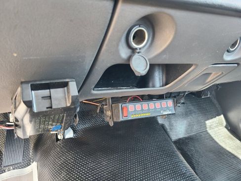 Used 2006 Chevrolet Silverado 2500 W/T w/ Heavy-Duty Power Package image 17