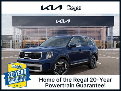 New 2025 Kia Telluride EX w/ EX Captain's Chair Package