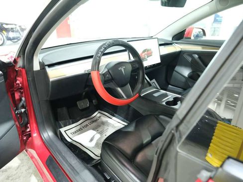 Used 2023 Tesla Model 3 Standard Range image 16