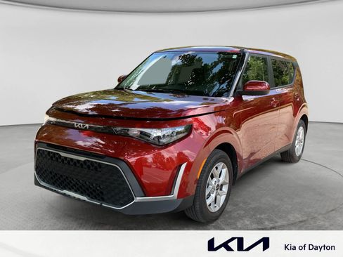 Used 2025 Kia Soul S FWD image 1