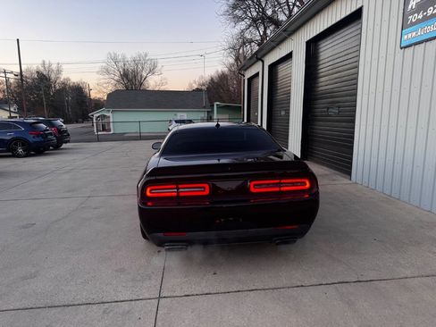 Used 2019 Dodge Challenger R/T Scat Pack w/ Widebody Package image 20