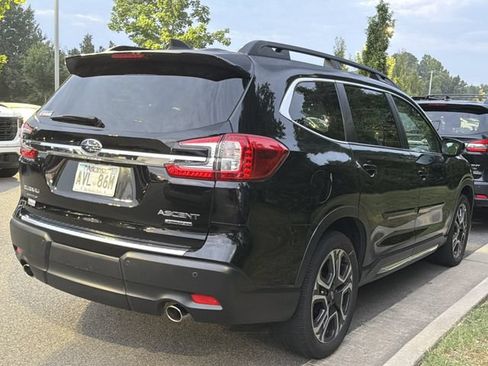 Used 2024 Subaru Ascent Limited w/ Technology Package AWD/4WD image 3