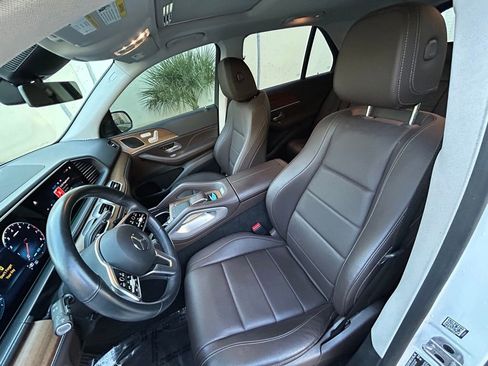 Used 2023 Mercedes-Benz GLE 450 4MATIC w/ AMG Line Exterior image 28