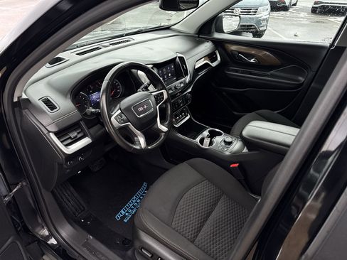 Used 2021 GMC Terrain SLE w/ Driver Convenience Package image 10