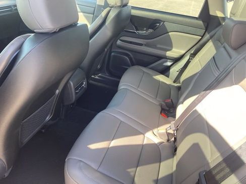 New 2025 Lincoln Corsair Grand Touring AWD/4WD image 11
