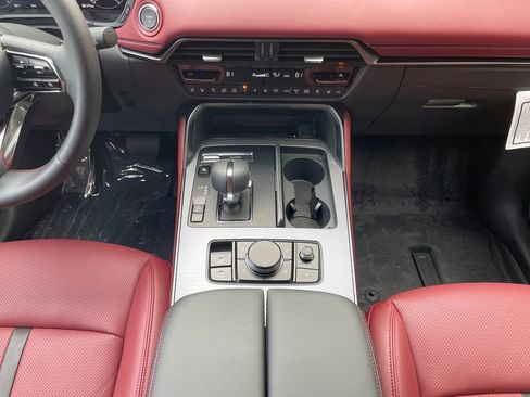 New 2025 MAZDA CX-70 Plug-In Hybrid w/ Premium Plus image 10