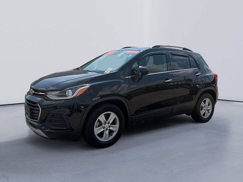 Used 2019 Chevrolet Trax LT w/ LT Convenience Package FWD image 7