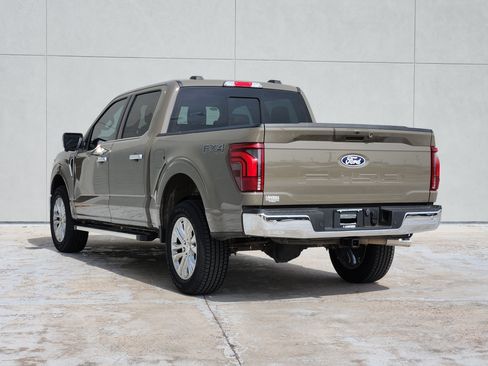 Used 2025 Ford F150 Lariat w/ Equipment Group 501A Mid AWD/4WD image 6