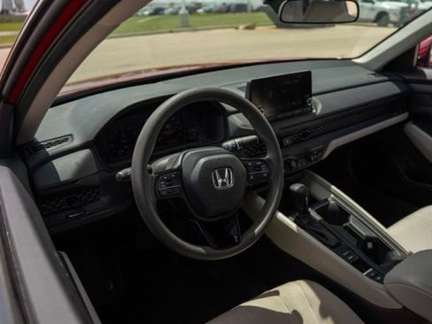 Used 2025 Honda Accord LX image 13