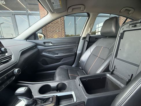 Used 2022 Nissan Altima 2.5 SR FWD image 25