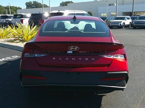 New 2026 Hyundai Elantra Sport image 18