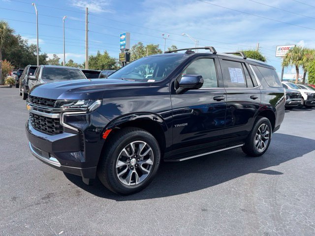 Used 2024 Chevrolet Tahoe LS RWD image 3