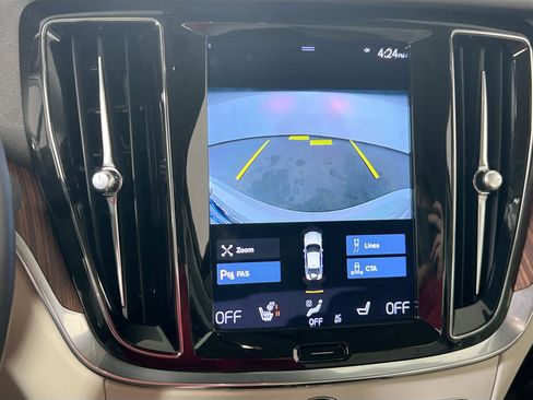 Used 2022 Volvo S60 T8 R-Design Expression w/ Premium Package image 14