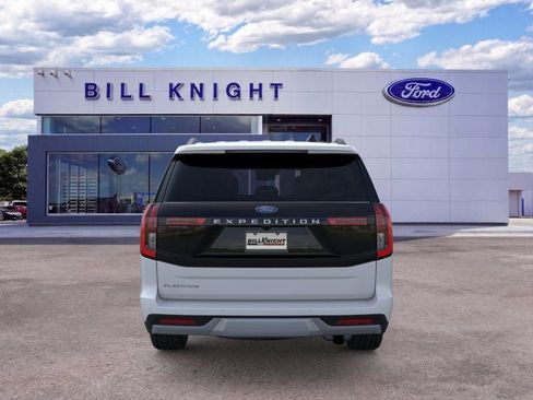 New 2026 Ford Expedition Platinum w/ Driver's Package AWD/4WD image 5