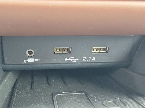 Used 2020 Subaru Outback Touring XT image 28