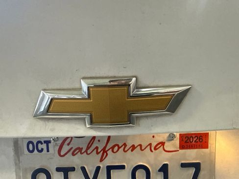 Used 2018 Chevrolet Malibu LT FWD image 12
