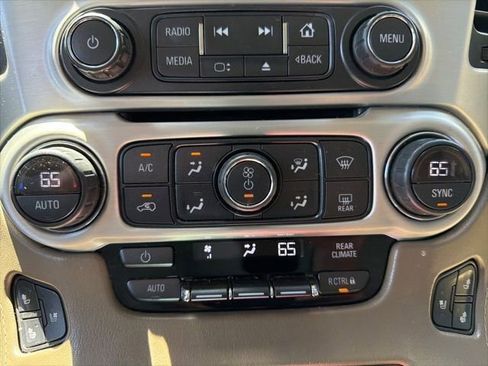 Used 2018 GMC Yukon XL SLT w/ Premium Edition RWD image 16