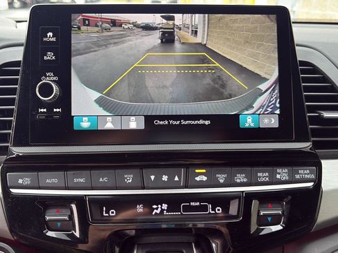 Used 2025 Honda Odyssey Sport-L image 20