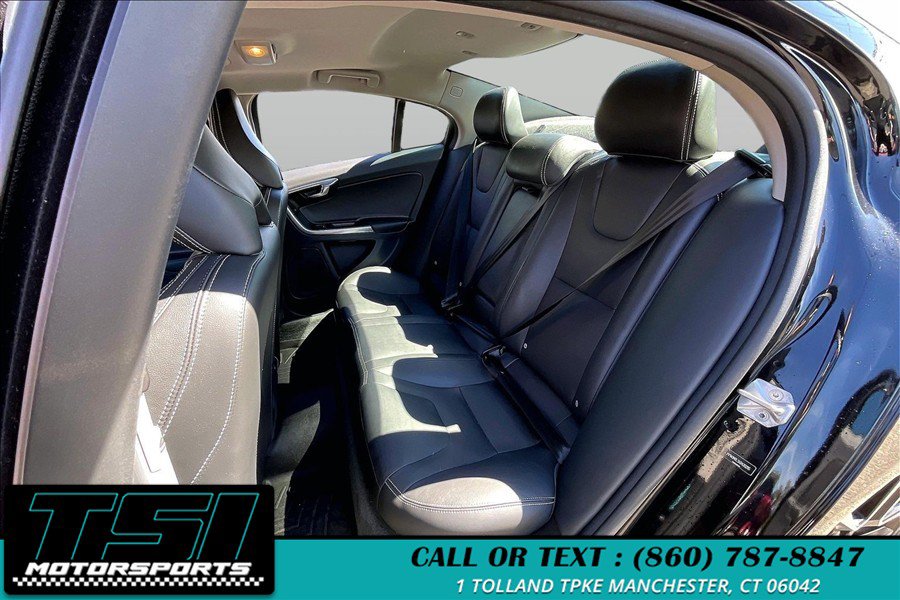 Used 2017 Volvo S60 T5 Dynamic AWD/4WD image 25